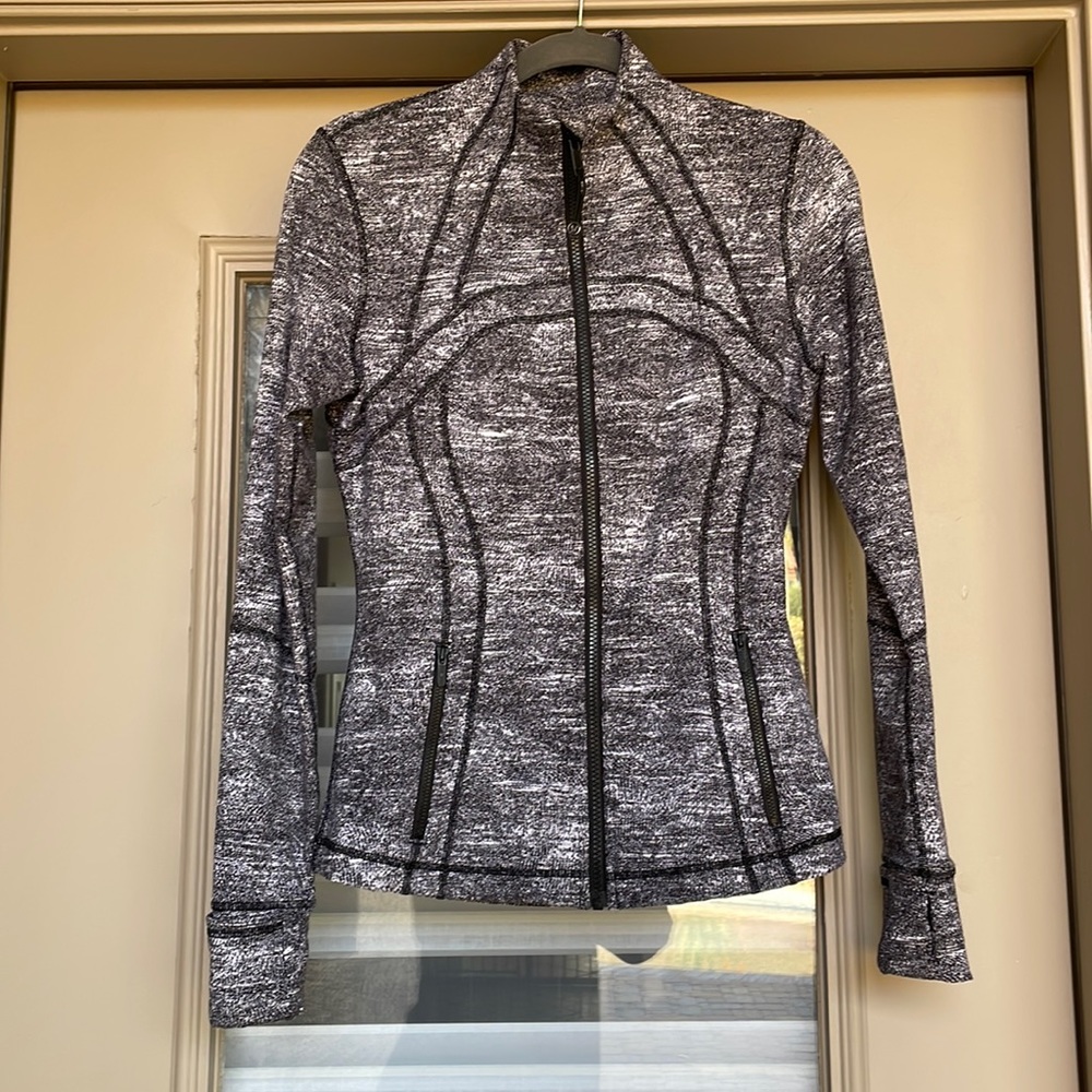 lululemon athletica Black and Gray Ski Jacket